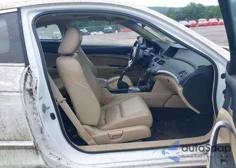 2008 Honda Accord 3.5 Ex-L from USA, damaged, VIN 1HGCS22898A004187